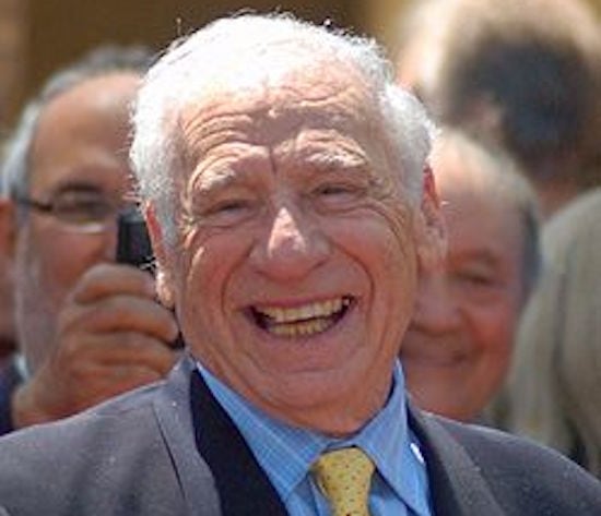 Mel Brooks no pudo hasta hoy
imaginar a los líderes de la nada
que maltratan a la Aldea Global