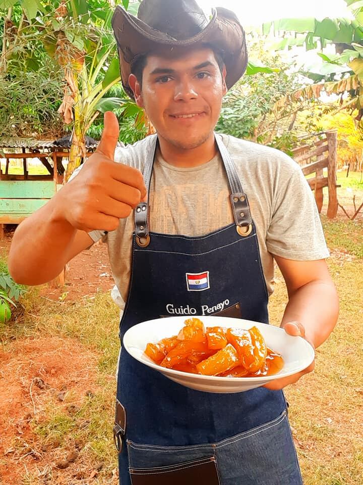 El flamante chef es especialista en la elaboración de comida típica paraguaya. Foto: Gentileza.