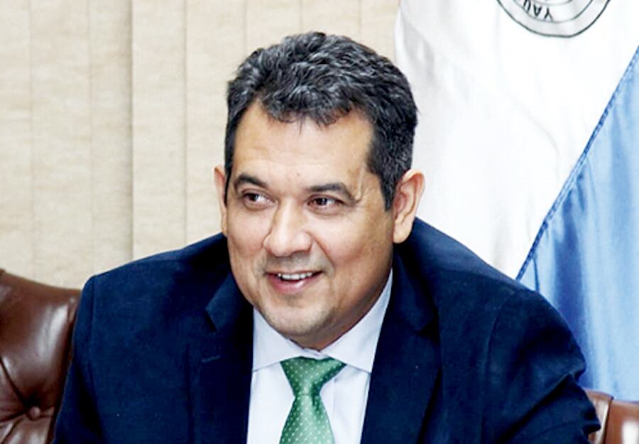 El senador Martín Arévalo expresó que ya no resulta raro ver al vicepresidente de la República envuelto en irregularidades. Foto: Archivo.