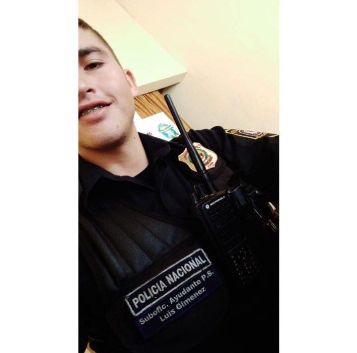 Un policía de 23 años, identificado como Luis Giménez Merlo, fue detenido como principal sospechoso de disparar contra un conductor de Uber para robarle el vehículo. Foto: Gentileza.