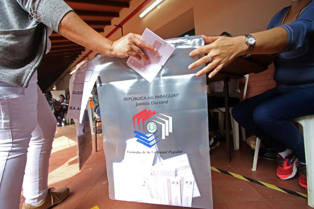 Los partidos que conforman la mesa de diálogo con miras a una concertación opositora continúan analizando los mecanismos electorales para elegir a su candidato para las elecciones generales del 2023. Foto: Pánfilo Leguizamón.