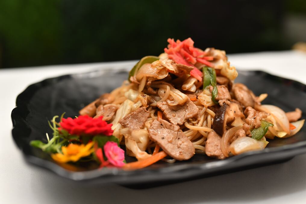 Uno de los platos más conocidos y amados de la cocina japonesa aquí mismo. Si aún no lo probaste, esta es una genial oportunidad para que lo intentes desde la comodidad de tu cocina. Foto: Gentileza.