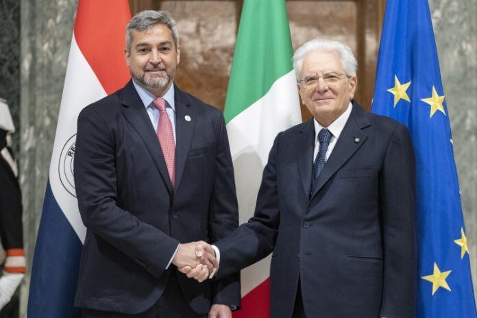 El presidente Mario Abdo Benítez fue recibido en el Palacio del Quirinal en Italia por su homólogo Sergio Mattarella. Foto: Gentileza.