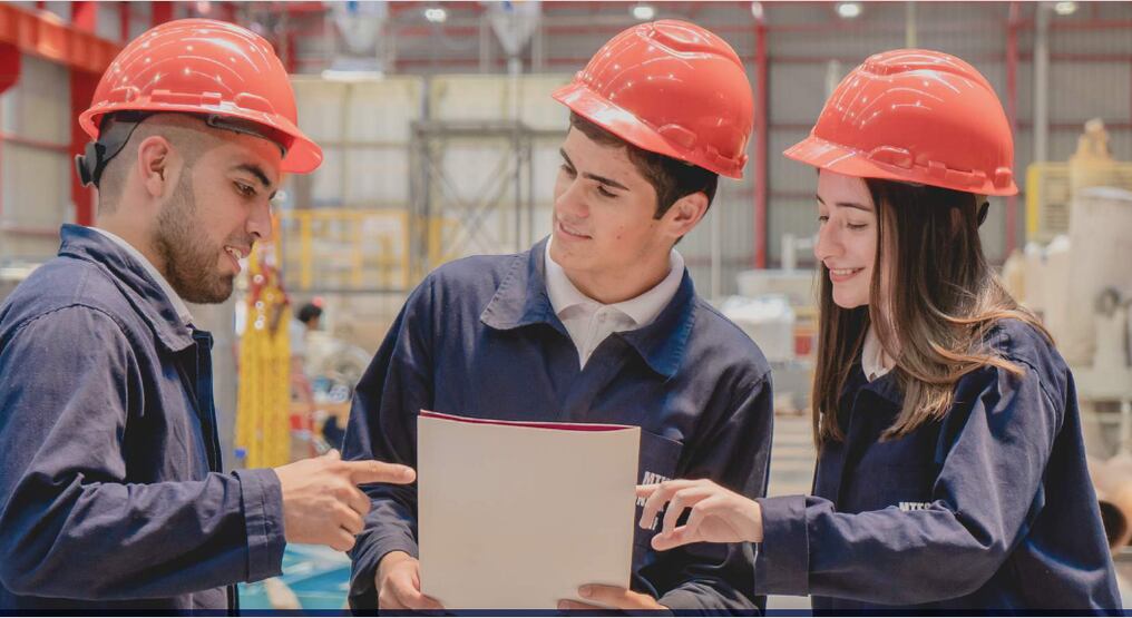 A través de estas carreras se busca cubrir la necesidad del sector empresarial de contar con colaboradores  capacitados  en  mandos  medios  y  al  mismo  tiempo  ofrecer  una rápida salida laboral a los jóvenes. Foto: Gentileza
