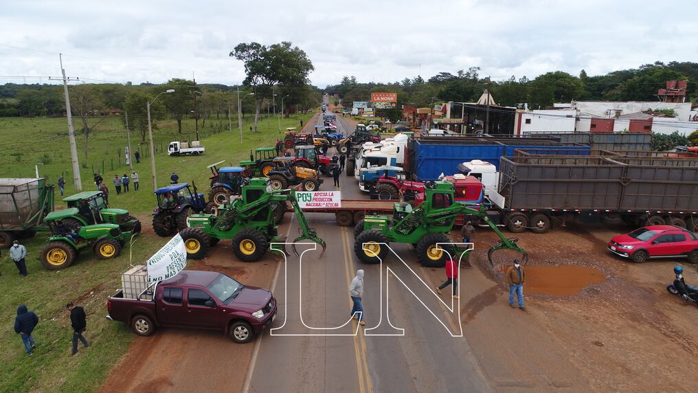 Representantes del sector productivo y agroexportador no asistieron este sábado a la reunión prevista con el gremio de camioneros y autoridades del Gobierno. Foto: Archivo.