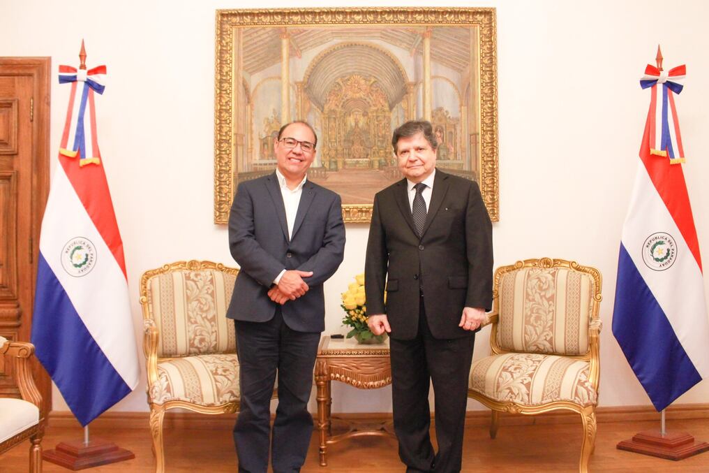 El gobernador de Cordillera y el canciller nacional coincidieron en varios aspectos políticos para la concertación. Foto: Gentileza