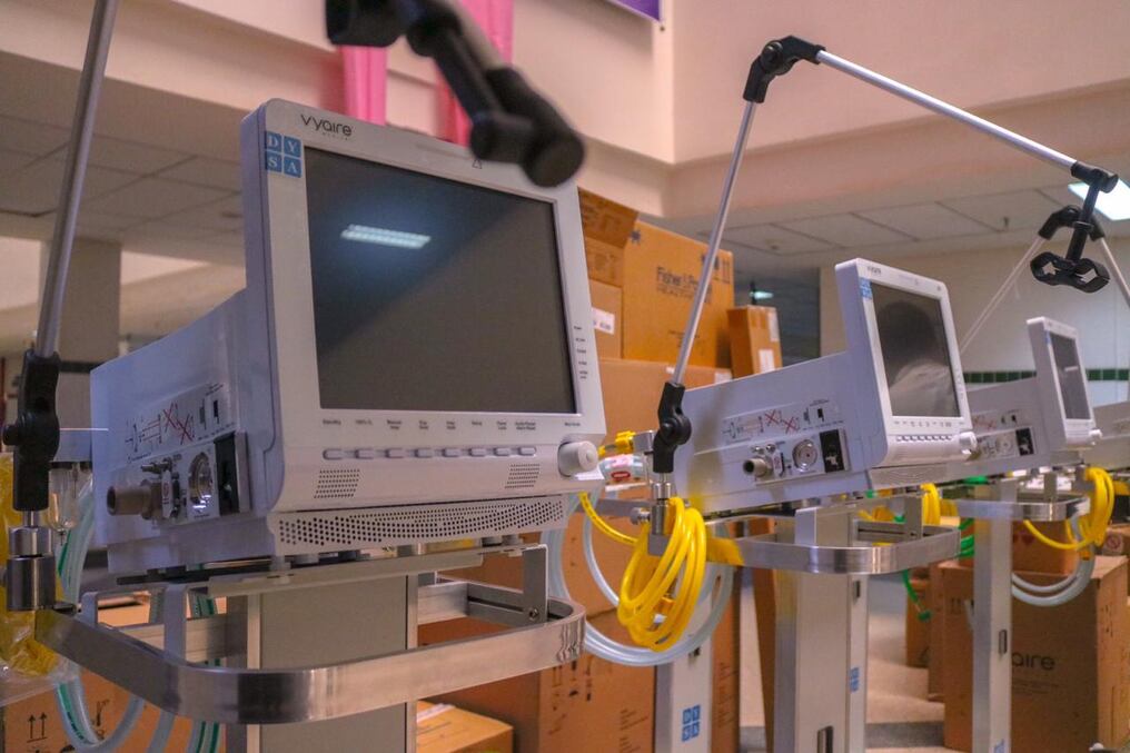 Tras entrega de equipos biomédicos en el marco de la emergencia sanitaria, el centro asistencial pudo ampliar su área de terapia intensiva. Foto: Gentileza.