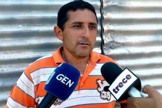Padre de niño con malformación en la mano apela a la solidaridad de la ciudadanía para costear hospedaje y estadía en Asunción. Foto: Rocío Gómez/GEN-Nación Media.