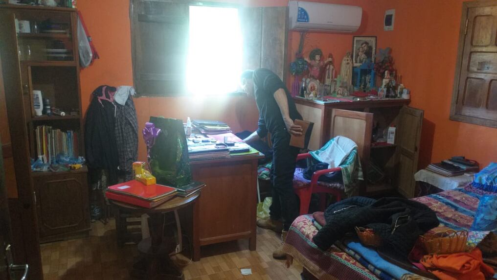 Los malvivientes ingresaron fuertemente armados a la vivienda de Gregorio Franco Navarro y Celmira Moreno de Franco, ambos fueron maniatados y abandonados en la cocina de la vivienda. Foto: Gentileza.