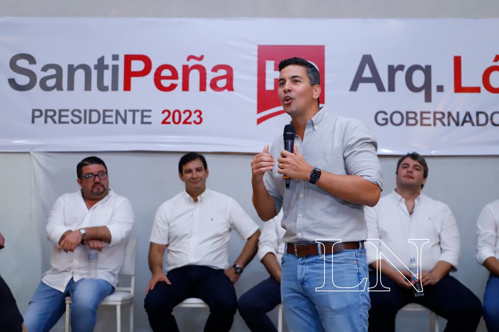 El diputado Miguel Ángel Del Puerto sostuvo que está convencido de la gran diferencia entre el candidato a presidente de la República, Santiago Peña, y Hugo Velázquez, que solo hace críticas y busca defectos. Foto: Christian Meza.