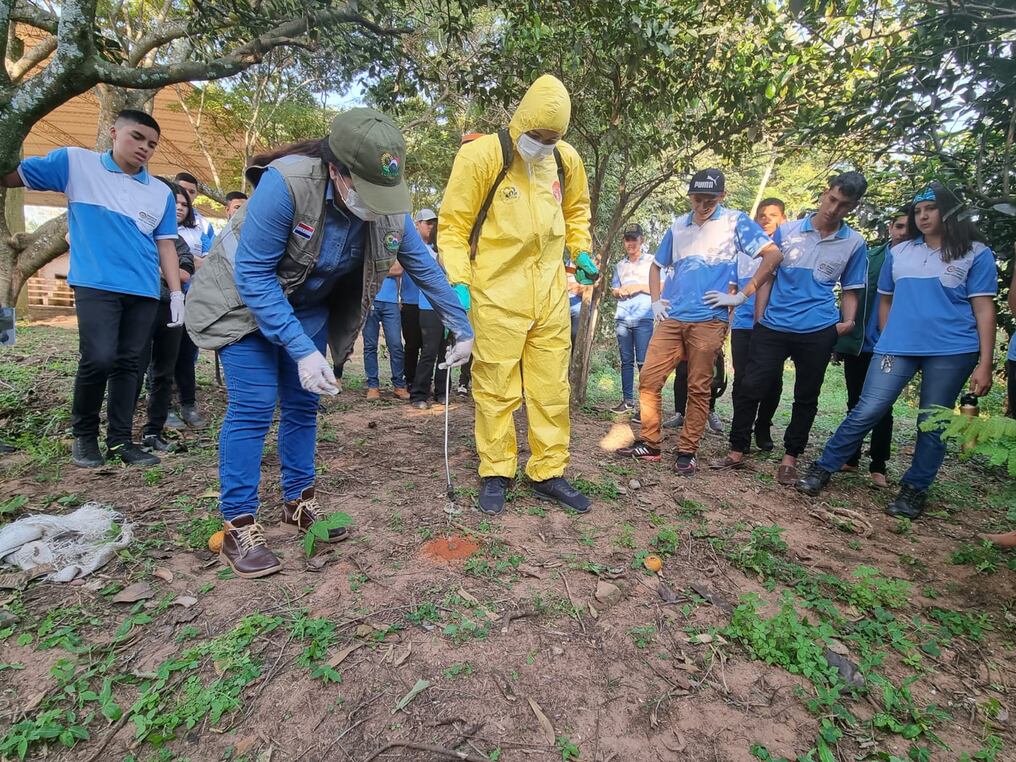 Un total de 134 personas fueron capacitadas tanto en producción de semillas como en control de hormigas. Foto: Gentileza.