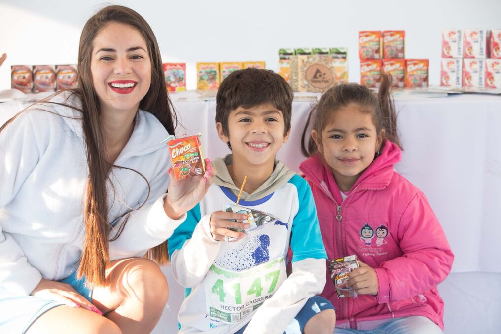 Para muchos niños el vaso de leche de la escuela es el único momento del día en que reciben una alimentación sustancial y rica en nutrientes. Foto: Gentileza.