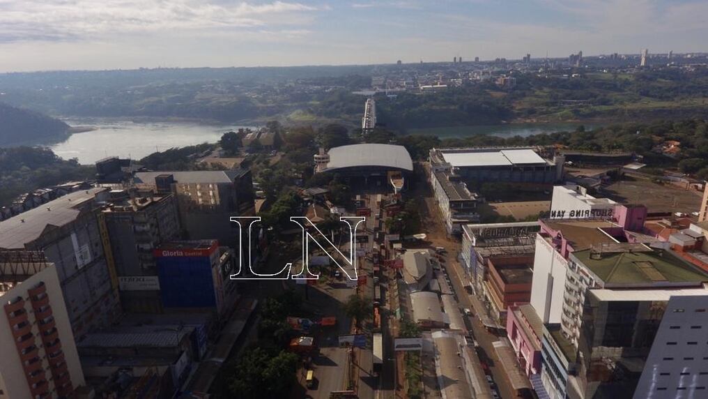 Desde la Cámara de Comercio de Ciudad del Este insisten en abrir las fronteras para oxigenar la economía. Foto: Archivo/Pánfilo Leguizamón.