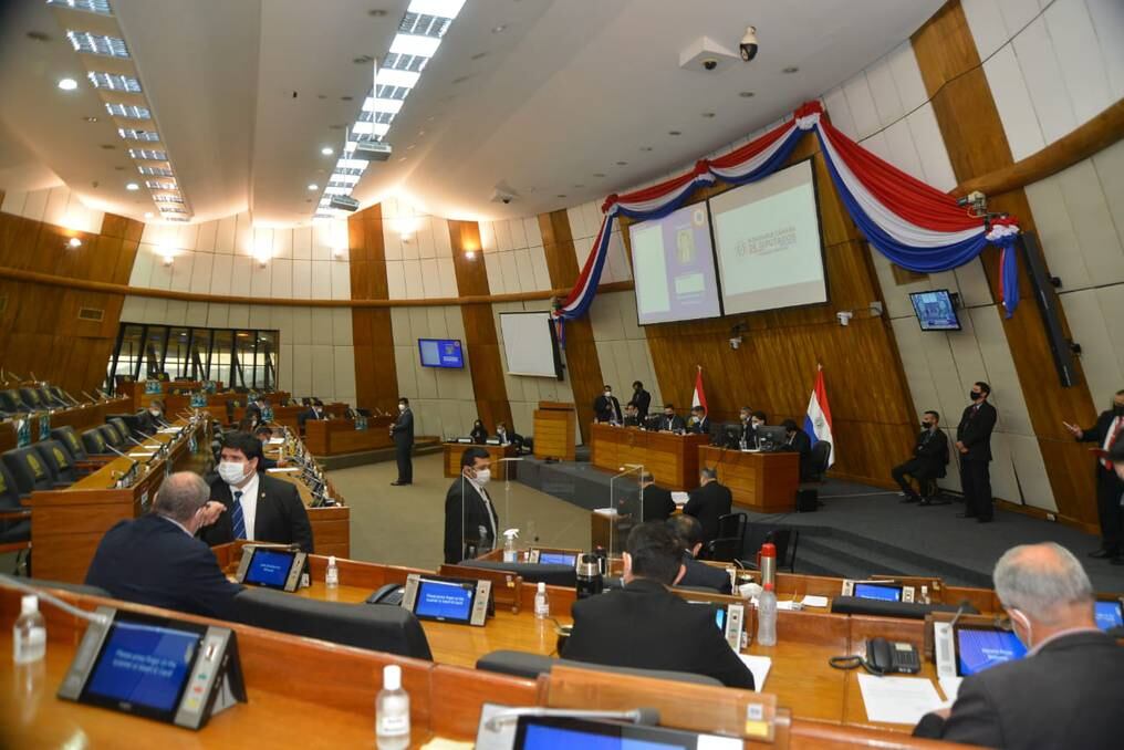 El reglamento de la Cámara de Diputados establece sanciones a las llegadas tardías en las sesiones convocadas. Foto: Archivo.