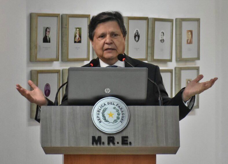 Para Euclides Acevedo el dictamen de la Contraloría sobre el perjuicio al Estado paraguayo con relación a Itaipú podría afectar de alguna manera la eventual revisión del Anexo C y también la renegociación del Tratado. Foto: Archivo.