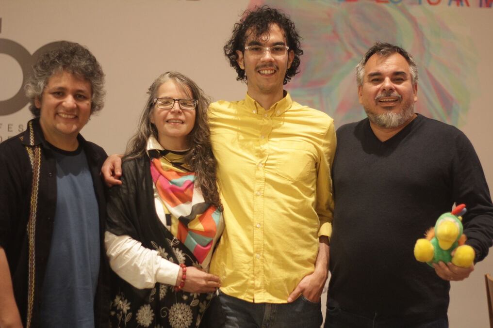 Los cuatro realizadores paraguayos cuyos proyectos cosecharon cinco distinciones en Gramado. Foto: Gentileza.