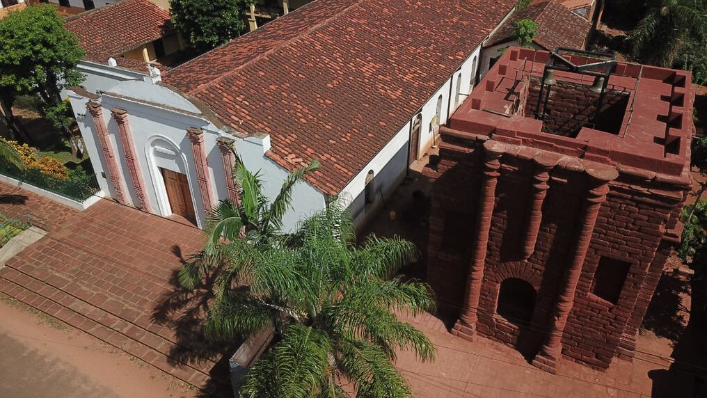 Iglesia y campanario de Santa Rosa de Lima. Foto: Gentileza. 