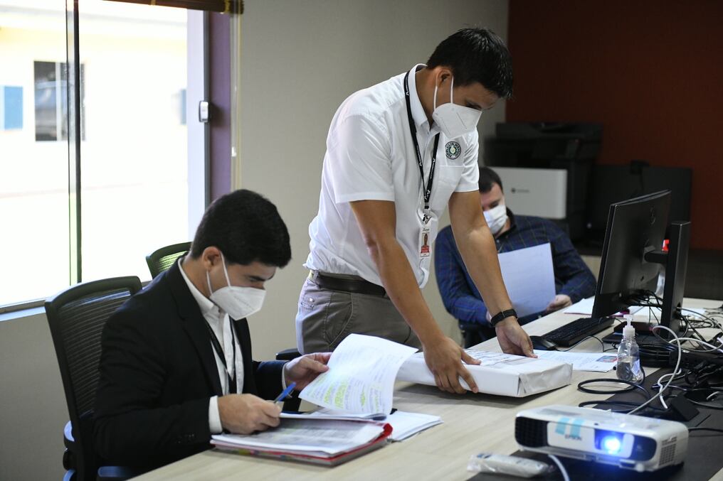 El proyecto del Plan de Actualización Tecnológica (PAT) de la Itaipú Binacional tiene previsto un plazo de 14 años, para lo cual está compuesto por cuatro objetos y sus correspondientes lotes, cuya inversión total asciende a US$ 905 millones. Foto: Gentileza.