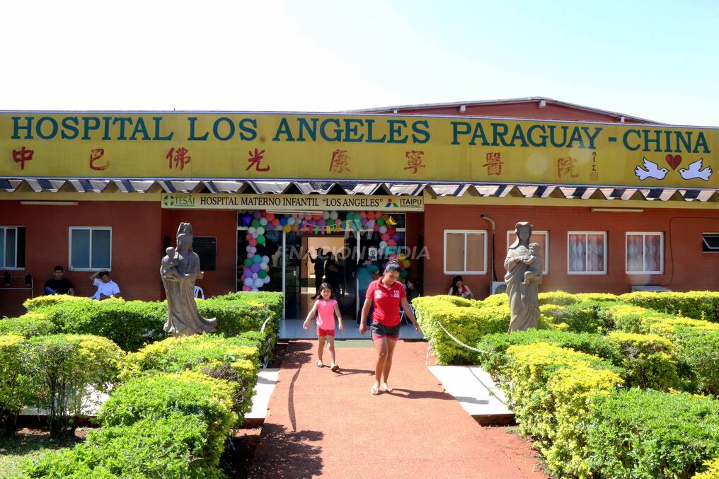 En el Hospital Los Ángeles de la Fundación Tesãi de Ciudad del Este se realizó esta tarde la intervención quirúrgica de una niña de 4 años porque tenía la cabeza llena de gusanos. Foto: Archivo.