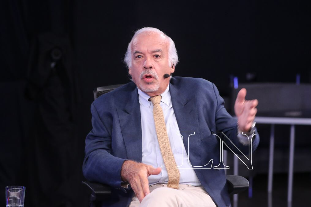 El exdirector del Hospital de Trauma, doctor Aníbal Filártiga, adelantó sobre las consecuencias de eliminar el almuerzo y la merienda escolar. Foto: Archivo.