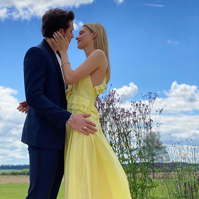 Con esta imagen colgada en su cuenta de Instagram, la ex Spice Girls dio a conocer la noticia. Foto: Instagram