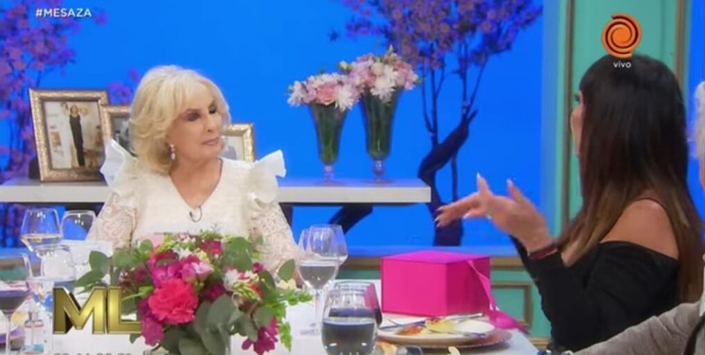 Ante la pregunta “¿Nos querés a Susana y a mí?” de La Chiqui a la diva, aunque esta última quedó sorprendida no se guardó nada y realizó reveladoras declaraciones. Foto: Captura de pantalla.