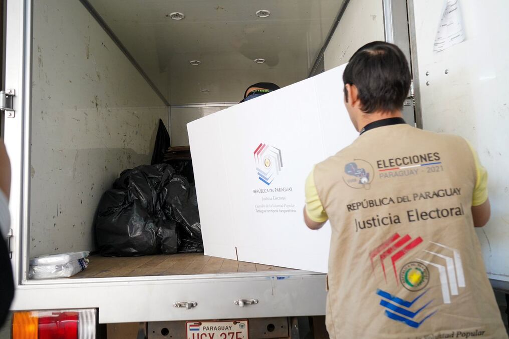 Los distritos del Chaco paraguayo serán los primeros en recibir las máquinas de votación y maletines electorales. Foto: Gentileza.