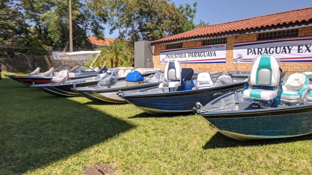 La más pequeña tiene un motor de 25-30 Hp, hasta una de 115 Hp la de mayor potencia. Foto: Gentileza.