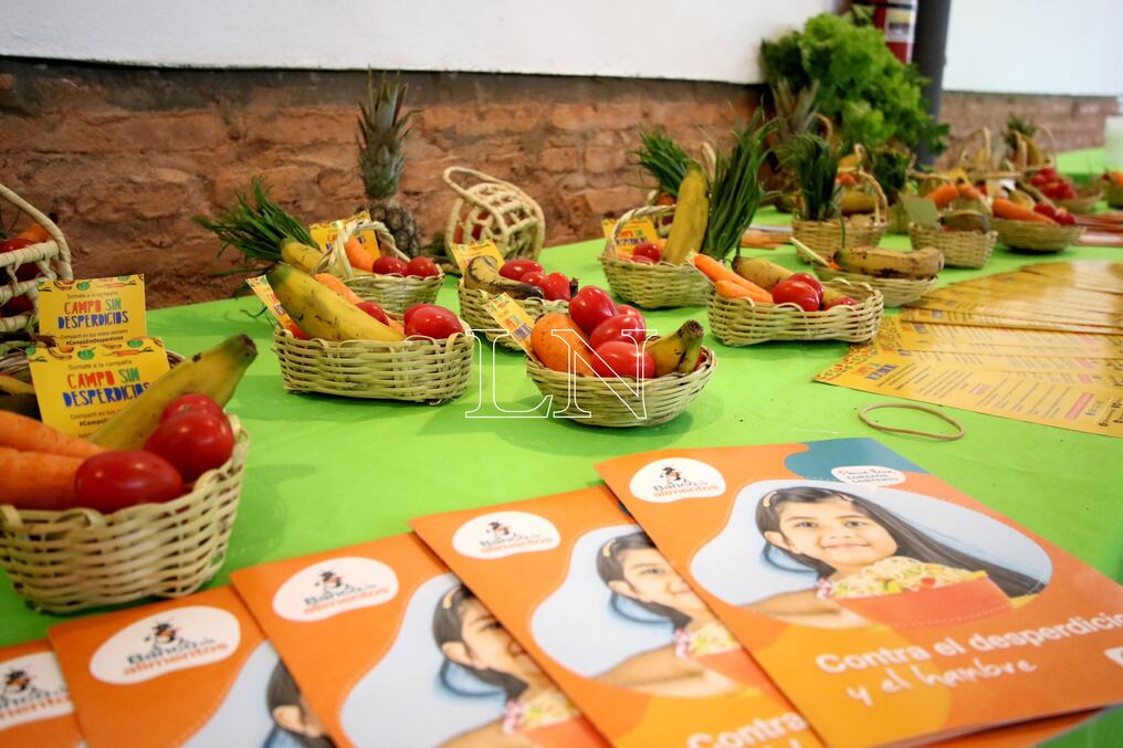 El Banco de Alimentos se adhiere a los ODS N°2 que invoca “Hambre cero”, a través de la iniciativa “Campo sin desperdicios” que tiene por objetivo rescatar aquellas frutas y hortalizas que serán desperdiciadas en el campo. Foto: Emilio Bazán.