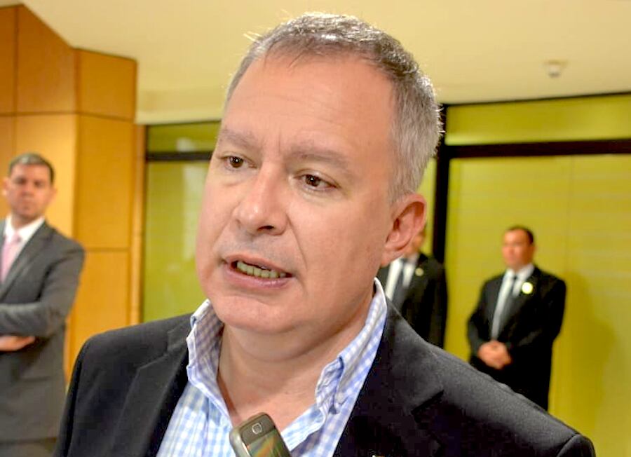 El legislador Fernando Silva Facetti destacó que se cuenta con el marco legal para el desarrollo de energía renovable. Foto: Archivo.