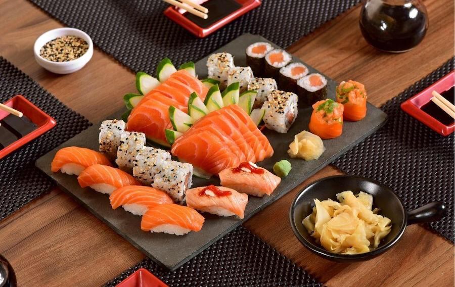 Los restaurantes ofrecerán menús salados y dulces típicos japoneses. Habrá takoyaki, ramen, sushi, yakisoba y mucho más para quienes ya los
conocen y quienes quieran probar.