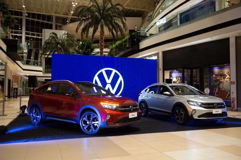Totalmente nuevo, el SUV urbano Nivus se destaca por su estética diferenciada tipo coupé, gracias a su diseño deportivo. Foto: Cristóbal Núñez.