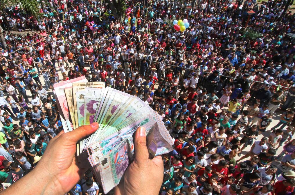 Los pobladores ya hicieron manifestaciones a través de redes sociales, así como en la plaza Emiliano R. Fernández, exigiendo que se respete esta tradición. Foto: Archivo.