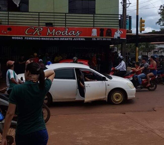 El periodista Alexander Álvarez Ramírez fue asesinado en la ciudad de Pedro Juan Caballero mientras estaba a bordo de su automóvil, esperando que el semáforo diera verde. Foto: Gentileza.