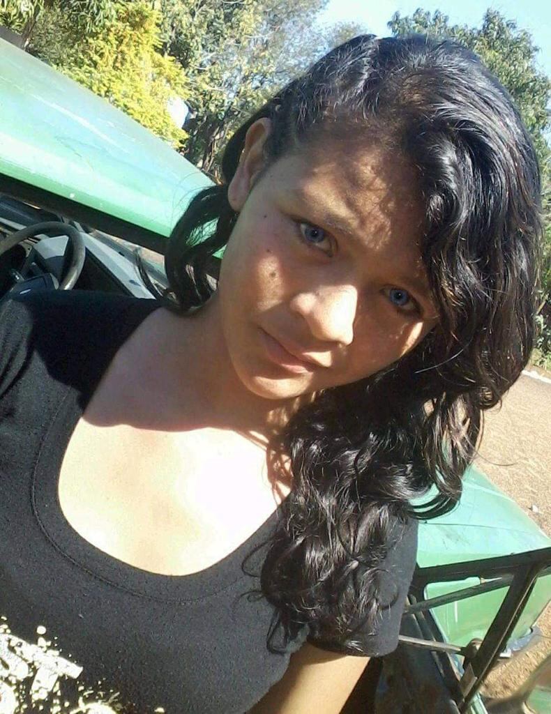 Paulina Victoria Esquivel, de 21 años, desaparecida desde el domingo a las 20:00, según denunció su familia. Ayer detuvieron a su pareja, quien tenía orden de captura por robo agravado. Foto: Gentileza