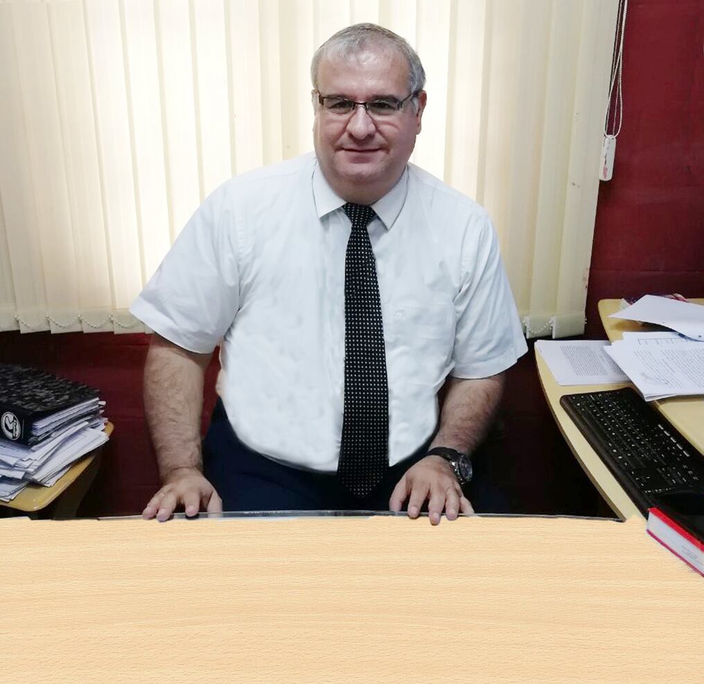 El fiscal Alfredo Acosta Heyn, de Hernandarias, está a cargo del caso de un adolescente que agredió a su madre e intentó golpearla con el palo de escoba. La madre pidió intervención policial y tras su demora, se dispuso que regrese con su madre. Foto: Gentileza.