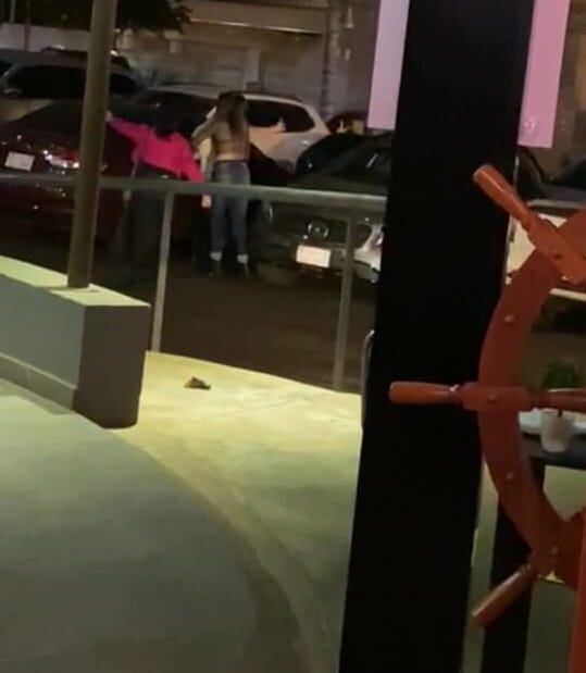 Notas firmadas por muchos vecinos se han difundido pero el local sigue generando disturbios, según estos nuevos hechos. Foto: Captura de pantalla.