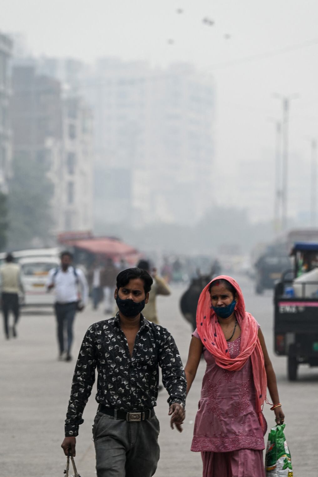 La ciudad de Nueva Delhi suele encabezar la clasificación mundial de las capitales con la peor calidad del aire. Foto: AFP.