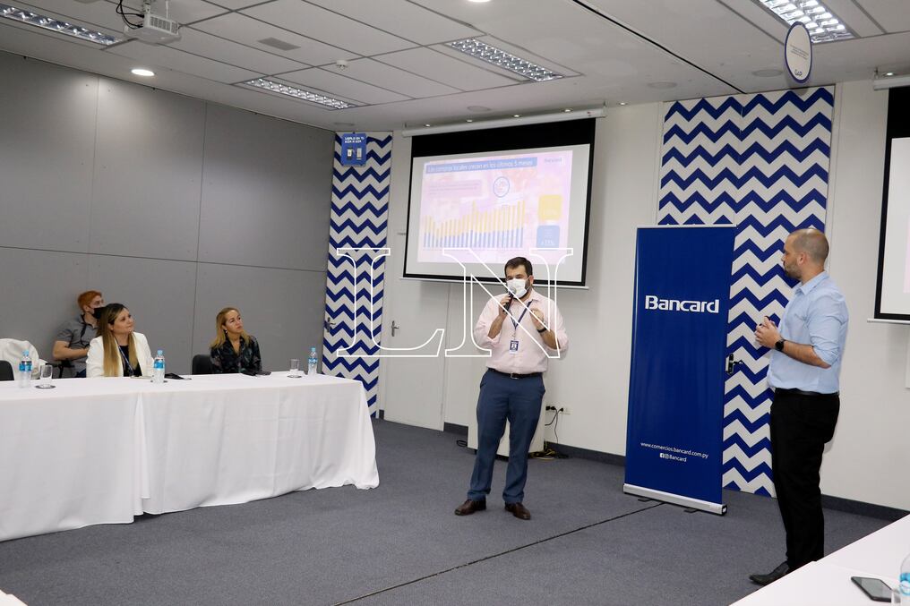 Bancard realizó esta mañana la presentación de los datos del mercado de pagos del 2021. Foto: Néstor Soto.
