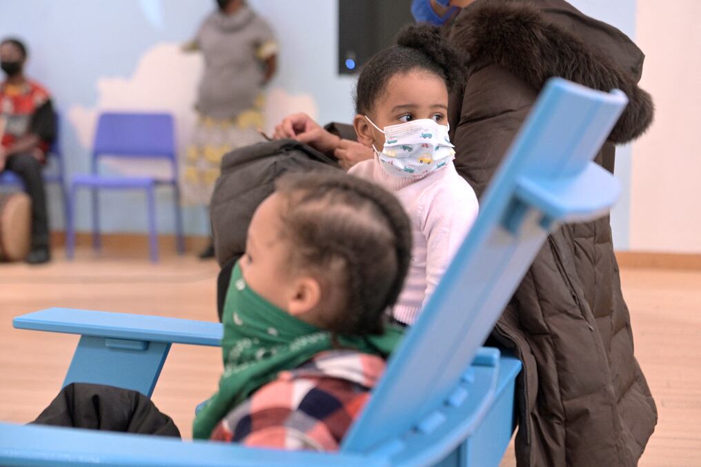 Los niños estadounidenses menores de 12 años serán vacunados “muy probablemente” el próximo año, dijo el inmunólogo Anthony Fauci. Foto: AFP.