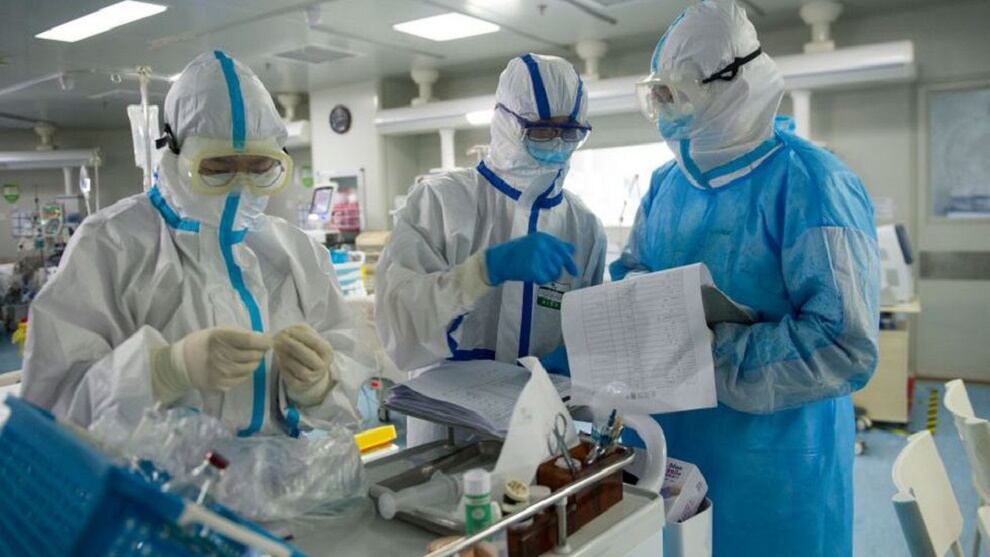 El nuevo coronavirus ha infectado hasta ahora a más de 17 millones de personas y ha dejado más de 660.000 muertos en el mundo. Foto: AFP.