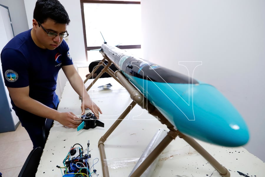 Cristian Rivas, presidente del Club Aeroespacial de la Facultad Politécnica de la UNA.