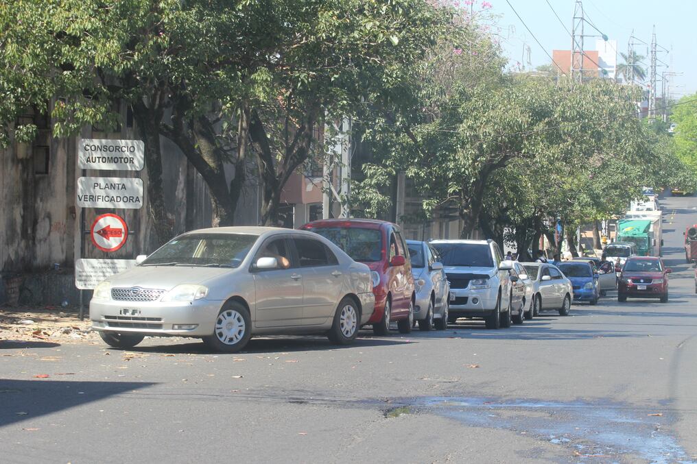Los gases que emiten los caños de escape de los vehículos diésel son carcinógenos para el ser humano, según la Organización Mundial de la Salud (OMS). Foto: Gentileza.