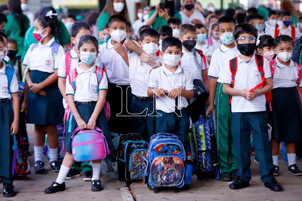La viceministra de Educación, Alcira Sosa, mencionó que en los primeros meses de clases se implementaron estrategias para mejorar la educación de los chicos. Foto: Christian Meza.