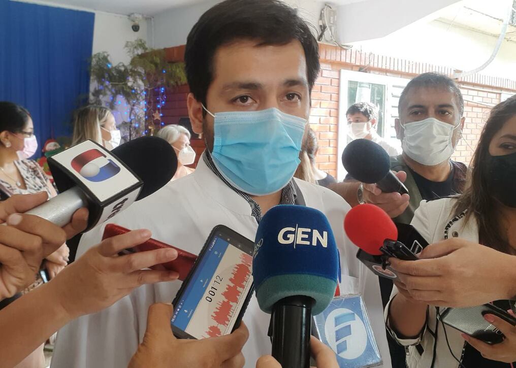 Dr. José Carlos Acosta, director de IPS Itapúa. Foto: Universo 970 AM.
