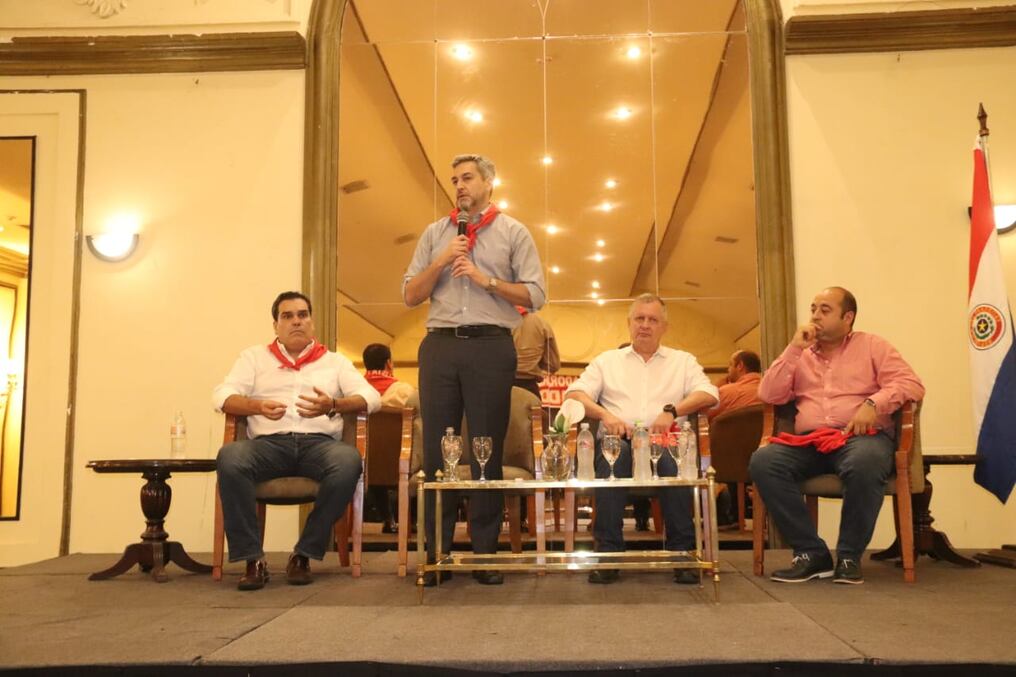 El mandatario habló de la campaña electoral de la ANR en un encuentro de coordinadoras coloradas del sector agrario. Foto: Gentileza.