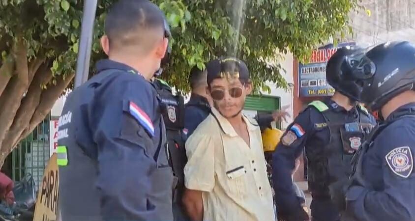 Eulalio Fernando Belloto Segovia, de 25 años, contaba con orden de captura y antecedentes penales por hurto agravado. Foto: Captura de pantalla.