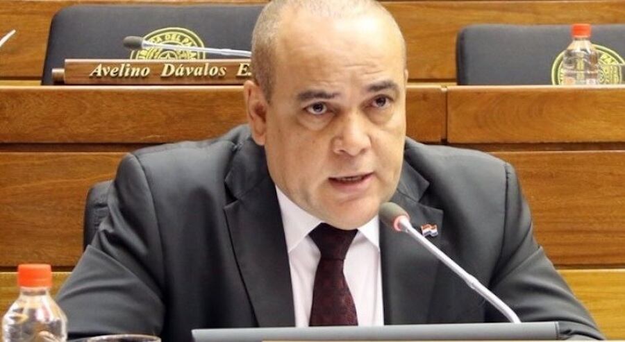 Para el diputado del movimiento Honor Colorado, Basilio Núñez, lo ocurrido ayer en la Cámara de Senadores  es un elemento más “del garrote político”. Foto: Archivo.