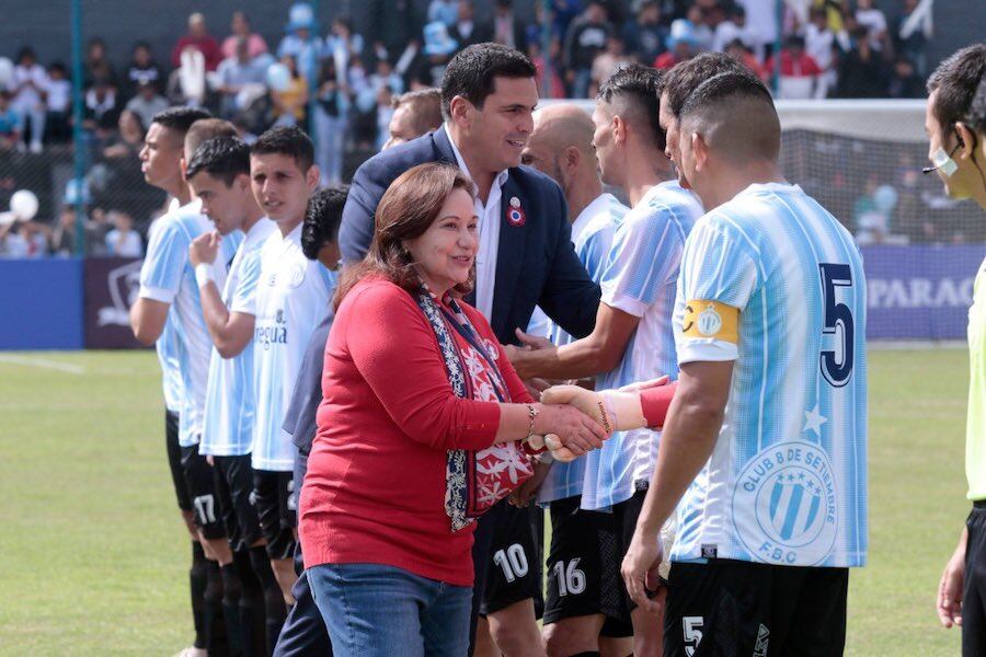 La ministra de Deportes, Fátima Morales, y Robert Harrison, presidente de la APF, encabezaron los actos inaugurales.FOTO:APF
