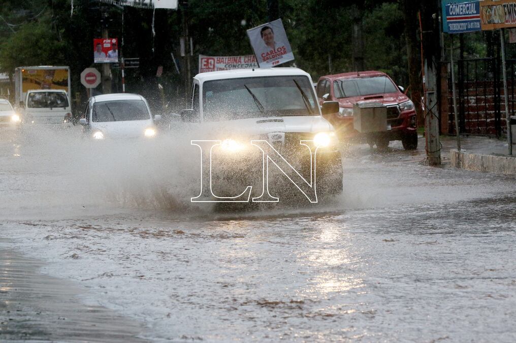 Se esperan lluvias con tormentas eléctricas moderadas a fuertes, ráfagas de vientos fuertes a muy fuertes y la ocasional caída de granizos. Foto: Pánfilo Leguizamón.
